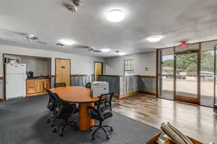 101 N Anthony St, Hutto, TX 78634 - Photo 6