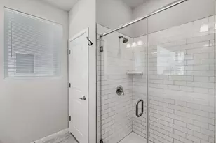9015 Cattle Baron Path, Austin, TX 78747 - Photo 20