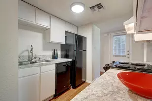 4906 Duval St, Austin, TX 78751 - Photo 6