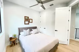 2009 Canterbury St, Austin, TX 78702 - Photo 14