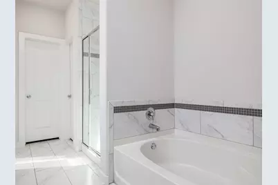 6856 Catania Loop, Round Rock, TX 78665 - Photo 18