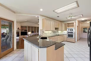 420 Los Escondidos, Marble Falls, TX 78654 - Photo 18