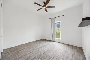 136 Greg Ln, Jarrell, TX 76537 - Photo 8