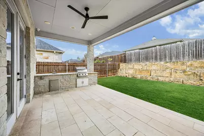 136 Greg Lane, Jarrell, TX 76537 - Photo 10