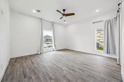 136 Greg Lane, Jarrell, TX 76537 - Photo 6