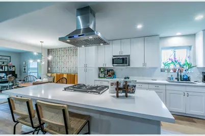 10243 Missel Thrush Drive, Austin, TX 78750 - Photo 6
