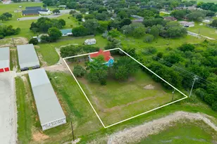 501 Mish Mash Mall Ln, Schulenburg, TX 78956 - Photo 36