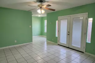 2600 Penny Ln, Austin, TX 78757 - Photo 2