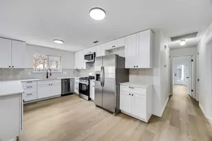 1762 Windy Park Cir, Round Rock, TX 78664 - Photo 14