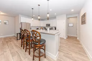 111 Tree Top Ln, Smithville, TX 78957 - Photo 10