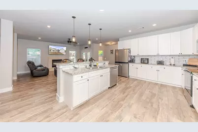 111 Tree Top Lane, Smithville, TX 78957 - Photo 12