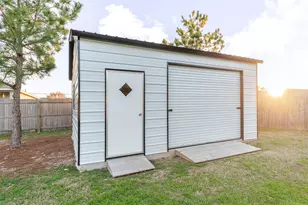 111 Tree Top Ln, Smithville, TX 78957 - Photo 34