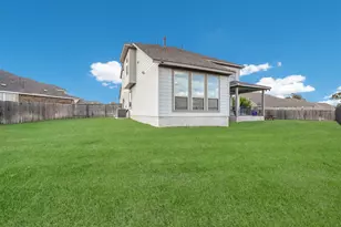 113 Cascia Cir, Liberty Hill, TX 78642 - Photo 32