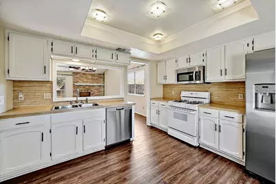 9417 Singing Quail Drive, Austin, TX 78758 - Photo 10