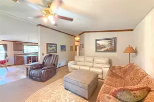 845 Caldwell St, Lexington, TX 78947 - Photo 6