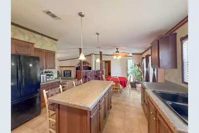 845 Caldwell Street, Lexington, TX 78947 - Photo 2