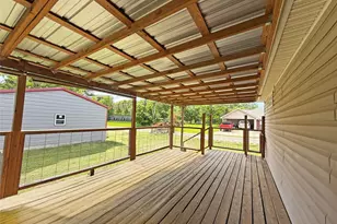 845 Caldwell St, Lexington, TX 78947 - Photo 20