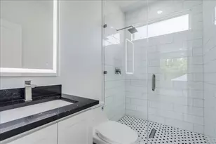 1215 Howard St, Taylor, TX 76574 - Photo 32