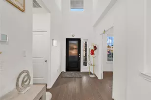 111 Fortuna Ct, Liberty Hill, TX 78642 - Photo 4