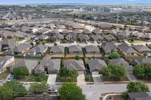 11737 Voelker Reinhardt Way, Manor, TX 78653 - Photo 2