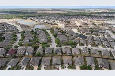 11737 Voelker Reinhardt Way, Manor, TX 78653 - Photo 30