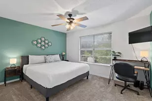 405 E Logan St, Round Rock, TX 78664 - Photo 16