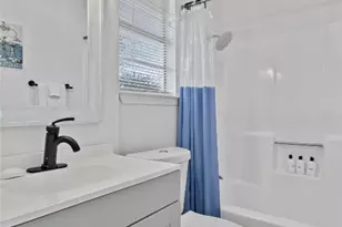 405 E Logan St, Round Rock, TX 78664 - Photo 18