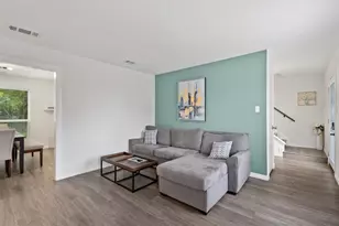 405 E Logan St, Round Rock, TX 78664 - Photo 4