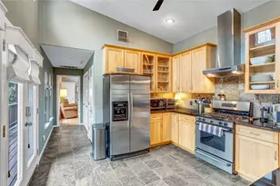 1803 Mohle Dr, Austin, TX 78703 - Photo 16