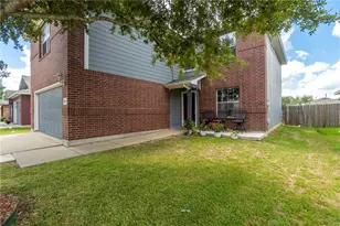 18425 Crestwind Ln, Elgin, TX 78621 - Photo 1