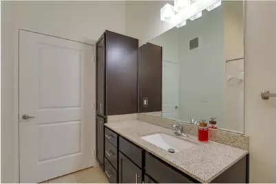 2400 Louis Henna Boulevard #301, Round Rock, TX 78664 - Photo 14