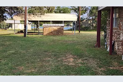 321 Bluebriar Lane, Buchanan Dam, TX 78609 - Photo 8