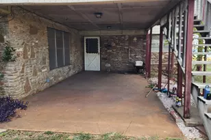 321 Bluebriar Ln, Buchanan Dam, TX 78609 - Photo 1