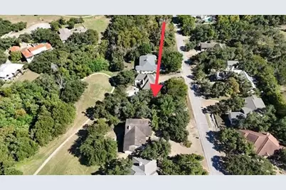 406 Rolling Green Drive, Lakeway, TX 78734 - Photo 4