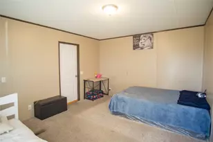 205 Arrowhead Cv, Kyle, TX 78640 - Photo 8