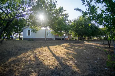 205 Arrowhead Cove, Kyle, TX 78640 - Photo 16