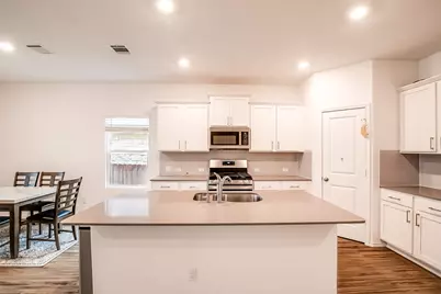 1024 Bluewood Bend, Leander, TX 78641 - Photo 12