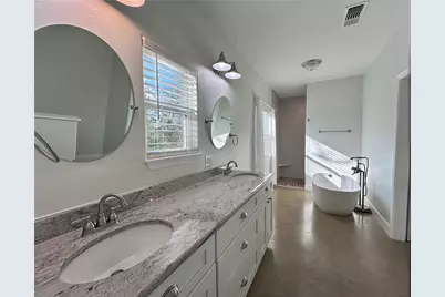 124 Pine Path, Bastrop, TX 78602 - Photo 14