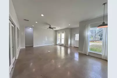 124 Pine Path, Bastrop, TX 78602 - Photo 6