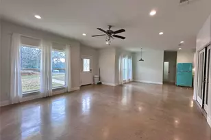 124 Pine Path, Bastrop, TX 78602 - Photo 4