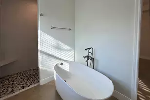 124 Pine Path, Bastrop, TX 78602 - Photo 12