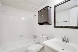 6910 Hart Ln, Austin, TX 78731 - Photo 14