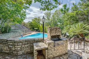6910 Hart Ln, Austin, TX 78731 - Photo 20