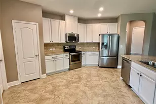 6904 Ondantra Bnd, Austin, TX 78744 - Photo 2