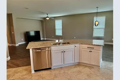 6904 Ondantra Bend, Austin, TX 78744 - Photo 4