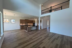 109 Statue Dr, Liberty Hill, TX 78642 - Photo 10