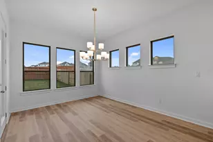 109 Statue Dr, Liberty Hill, TX 78642 - Photo 12