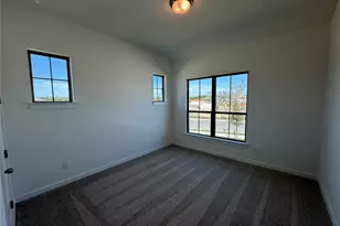 109 Statue Dr, Liberty Hill, TX 78642 - Photo 32