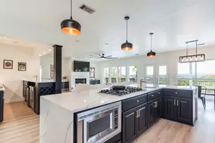 22401 Briarview Dr, Spicewood, TX 78669 - Photo 12