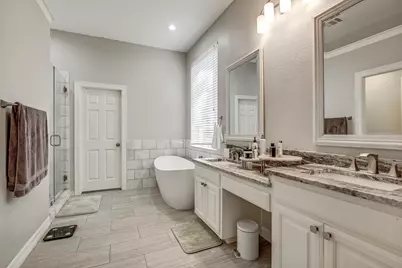 140 Fairwood Drive, Georgetown, TX 78628 - Photo 14